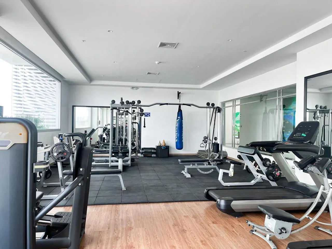 3 Camas, Piscina, Gym, Parqueo, Santana Loft Apartment Guayaquil